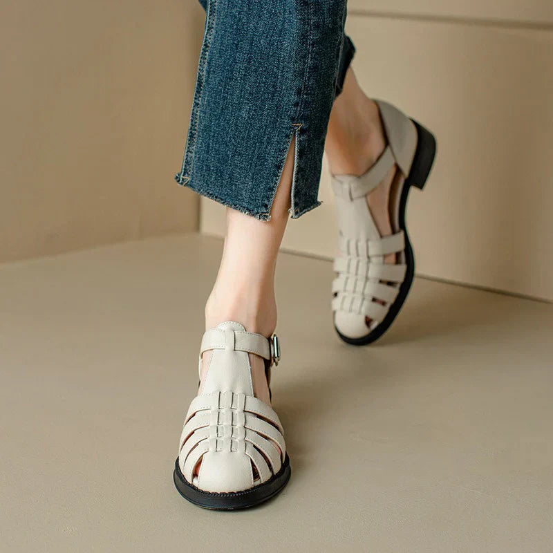 Dolce Viva™ | Sandali con cinturino a T Eugene