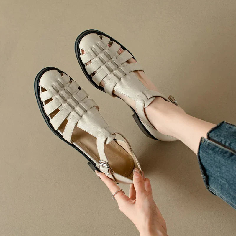 Dolce Viva™ | Sandali con cinturino a T Eugene