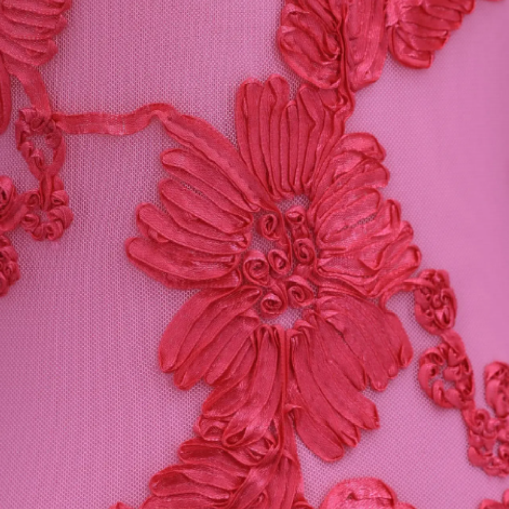 Abito Lungo con Motivo Floreale: Eleganza Senza Tempo