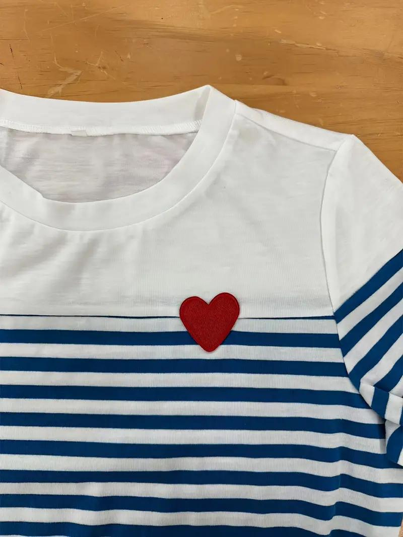 Abito a Righe con Cuore