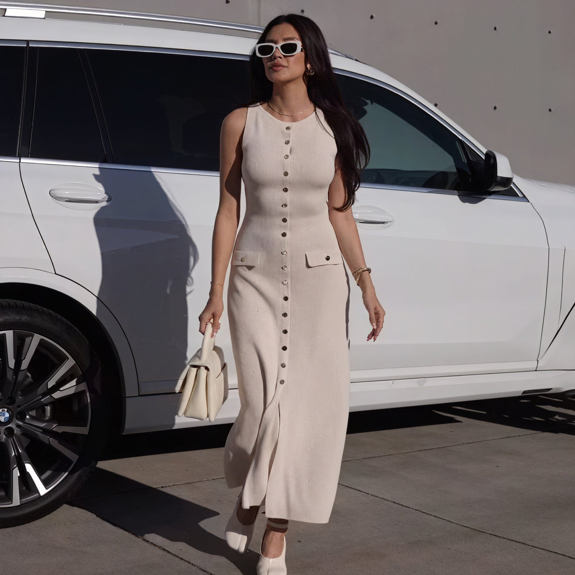 Abito Midi Scollo Rotondo con Bottoni