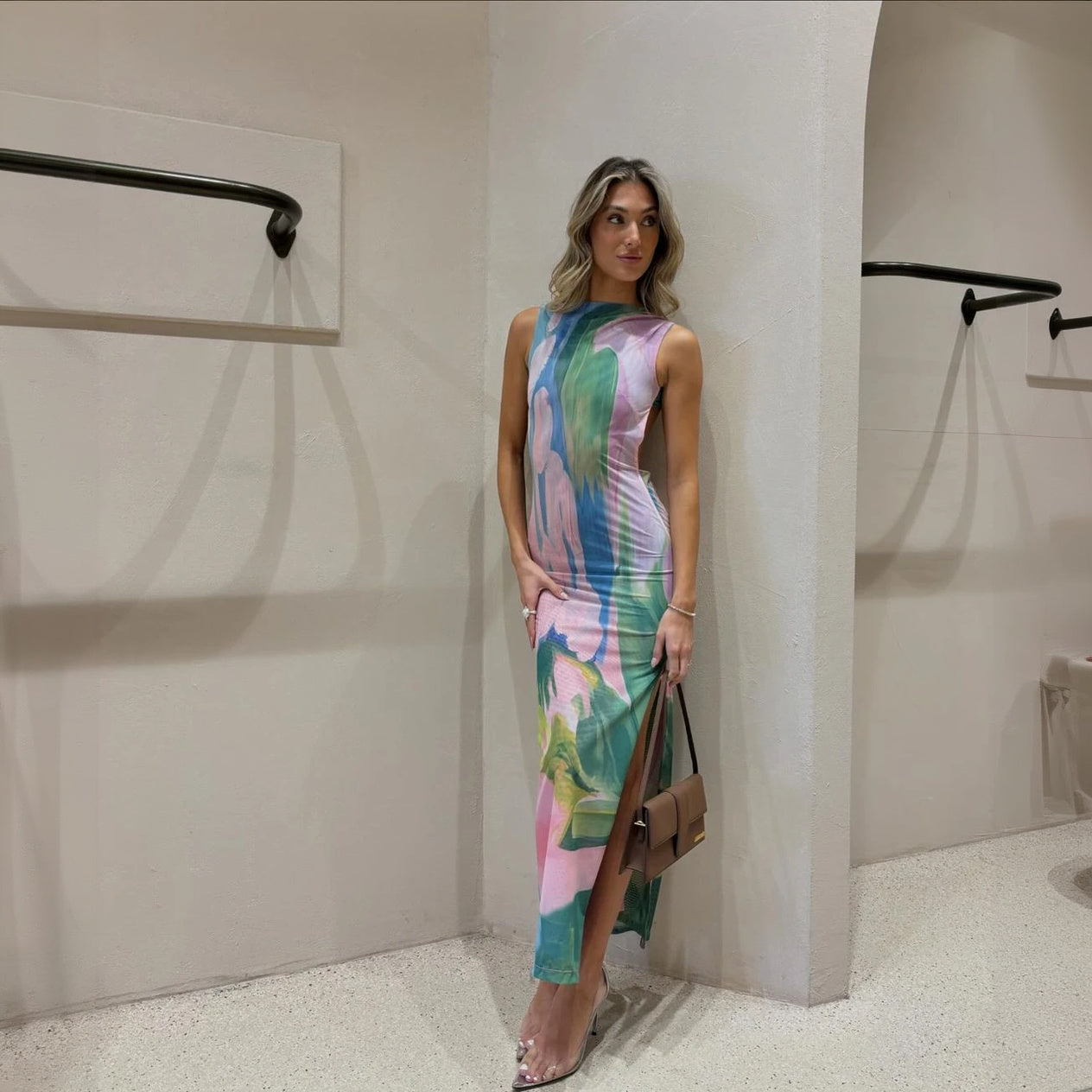 Abito Chic con Stampa Floreale Vivace