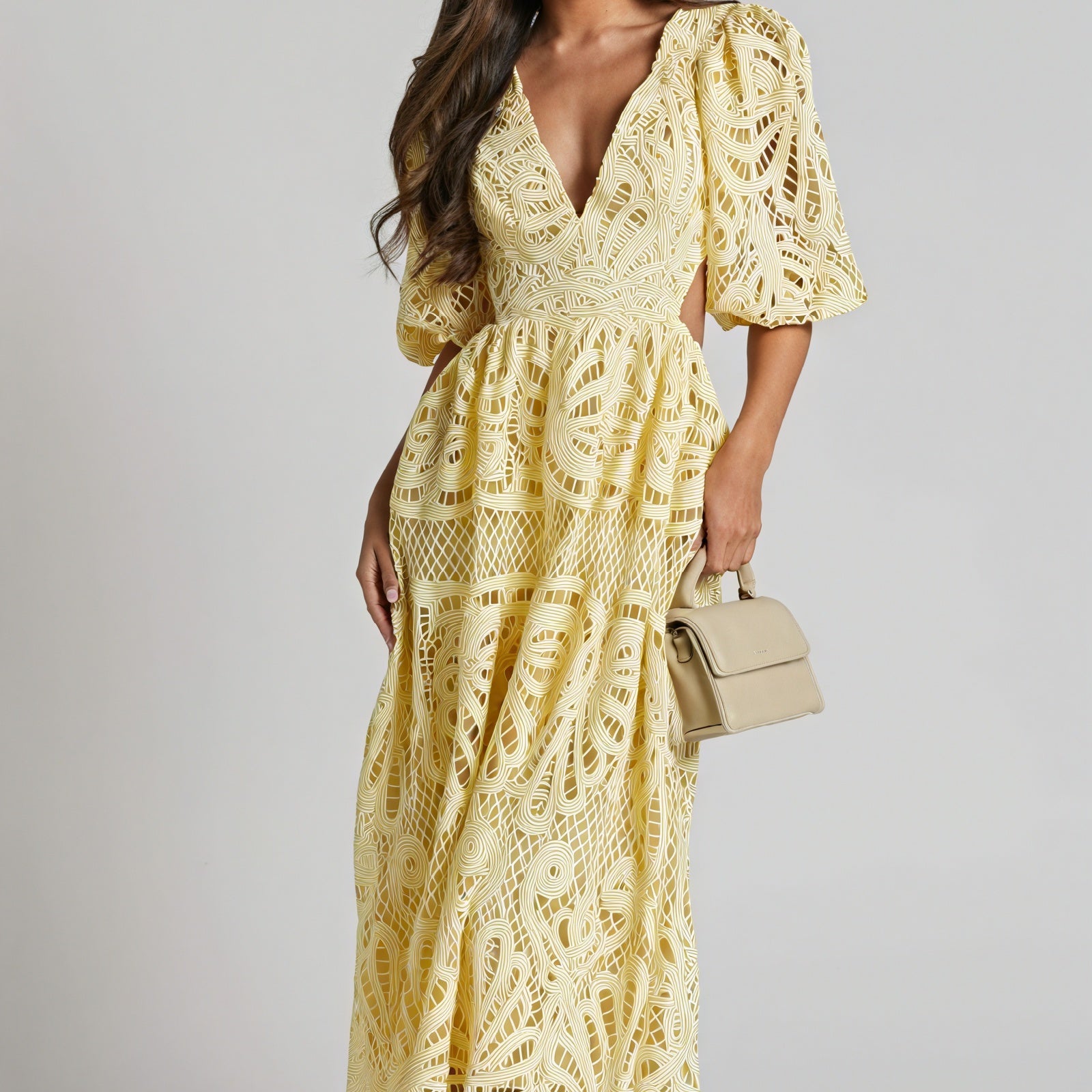 Abito Midi con Dettagli Laser Cut