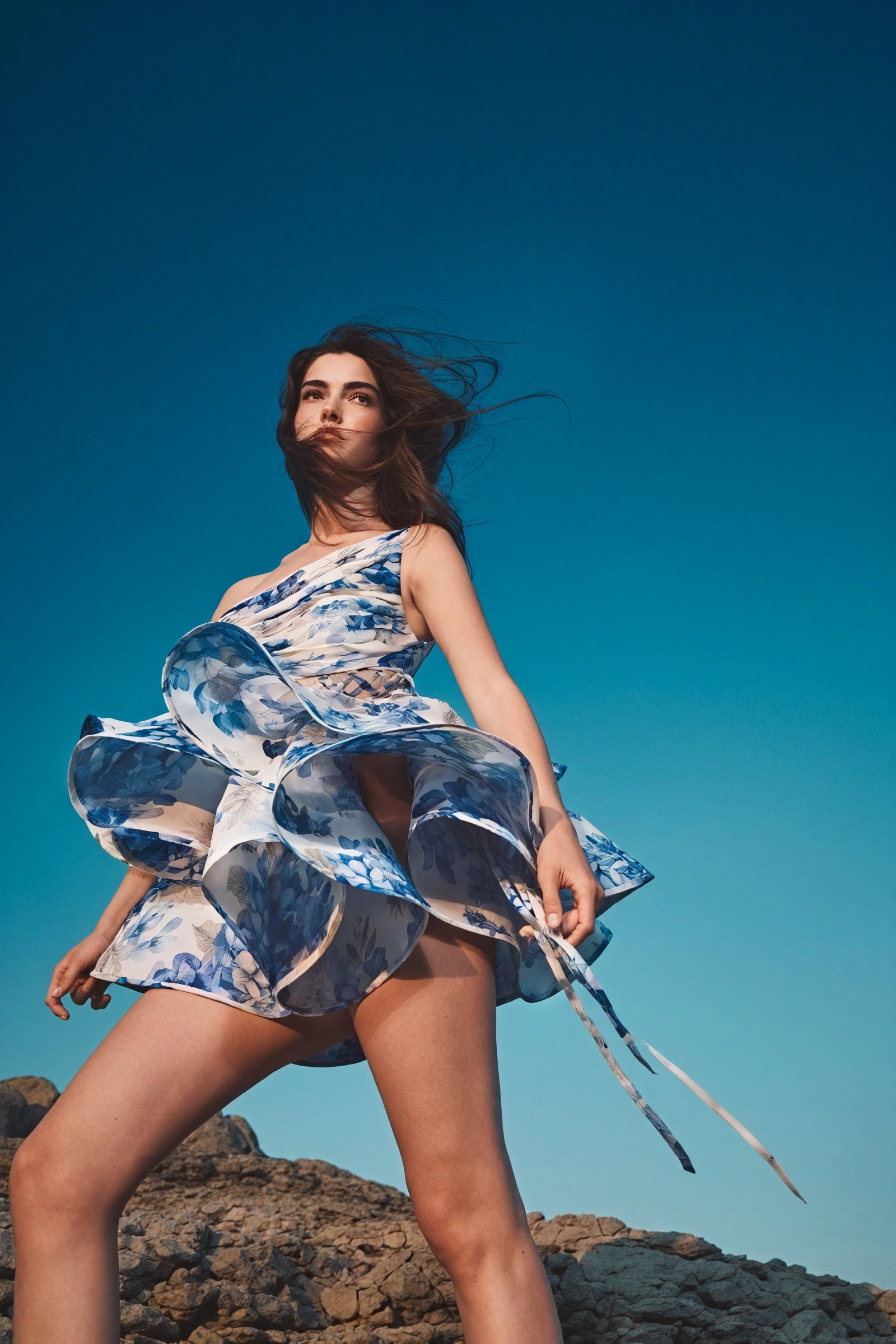 Abito Mini Monospalla con Volant