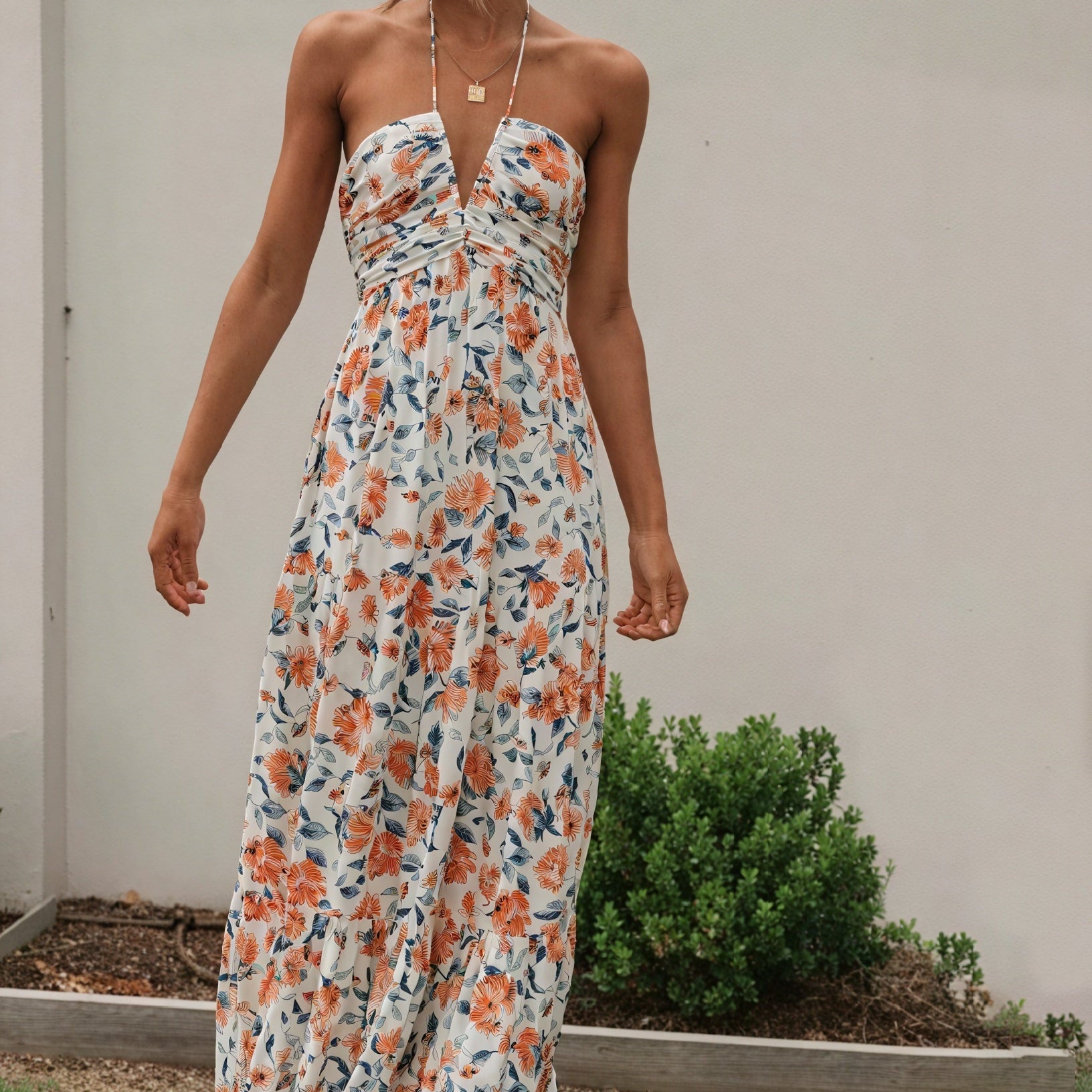 Abito Maxi Floreale con Scollo Halter
