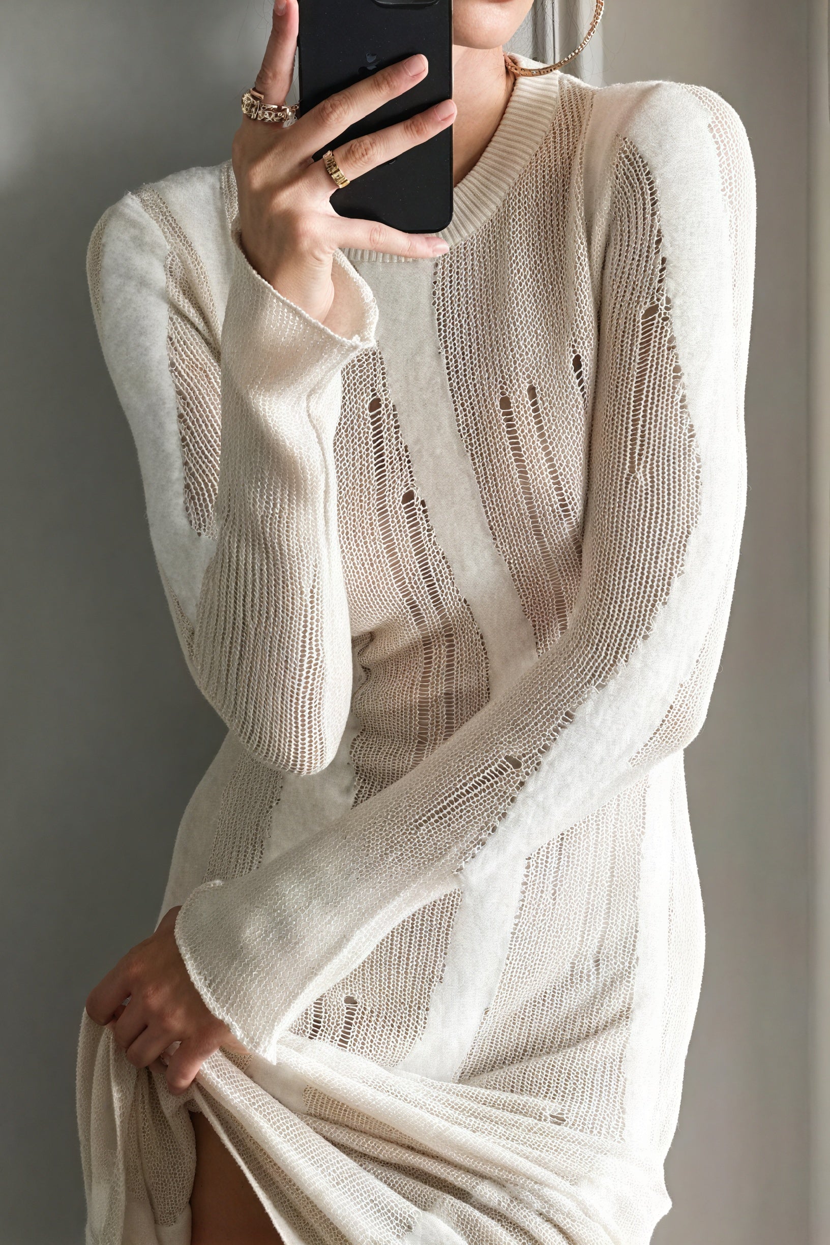 Abito Lungo a Costine con Dettagli Traforati