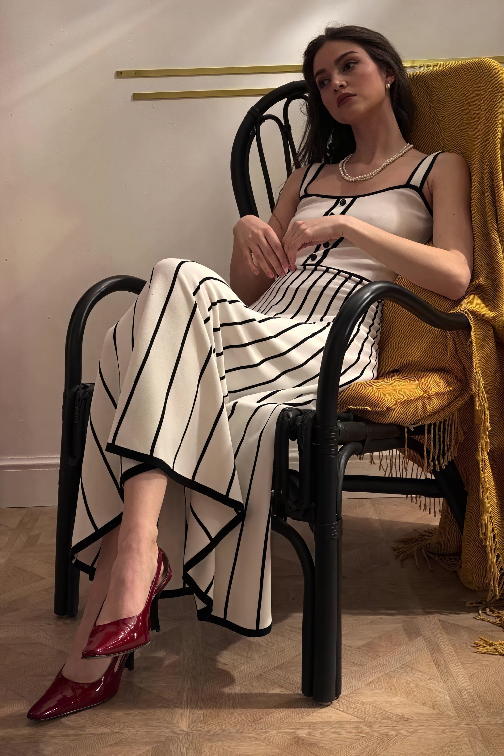 Abito Midi a Strisce con Bottoni