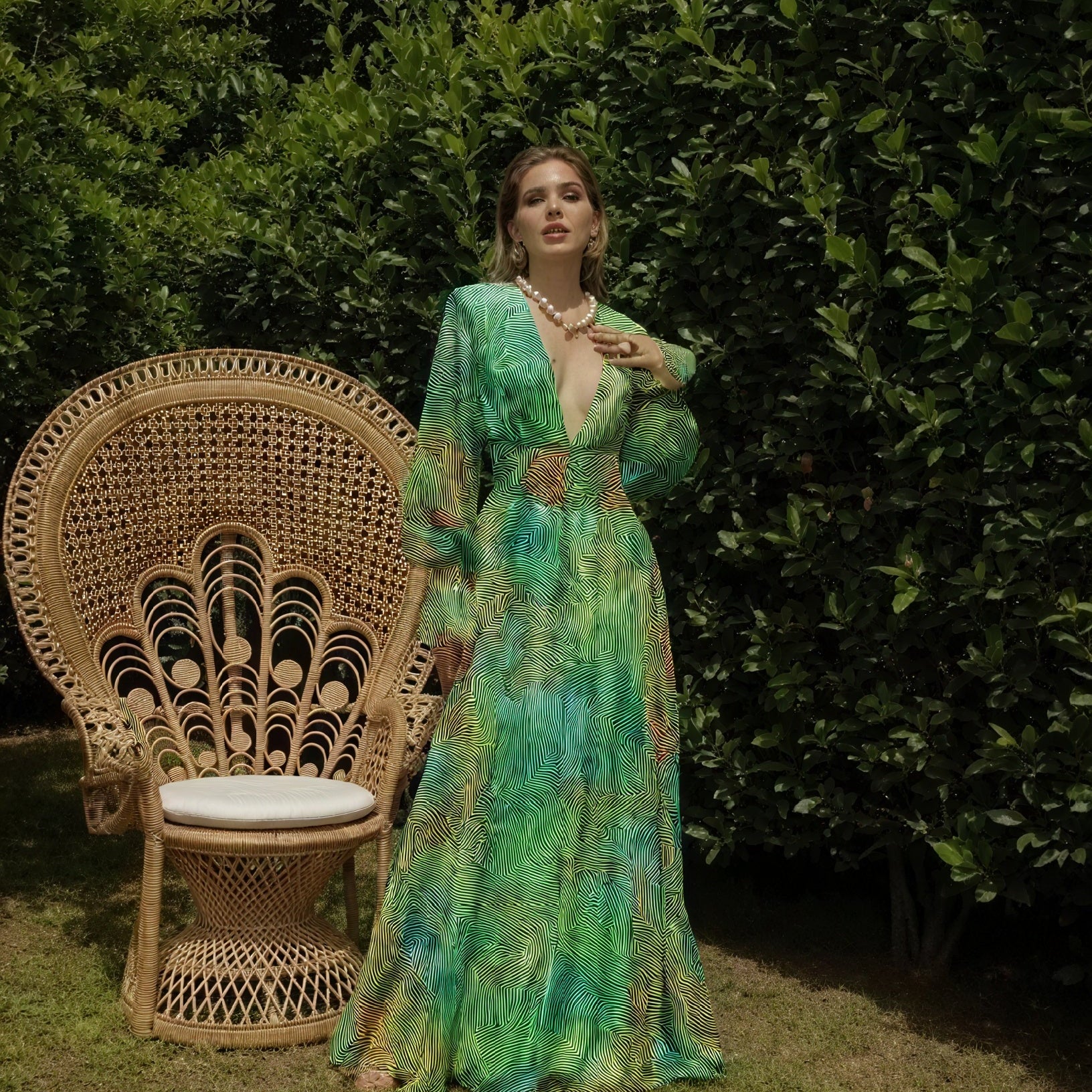 Abito Lungo con Motivo Astratto