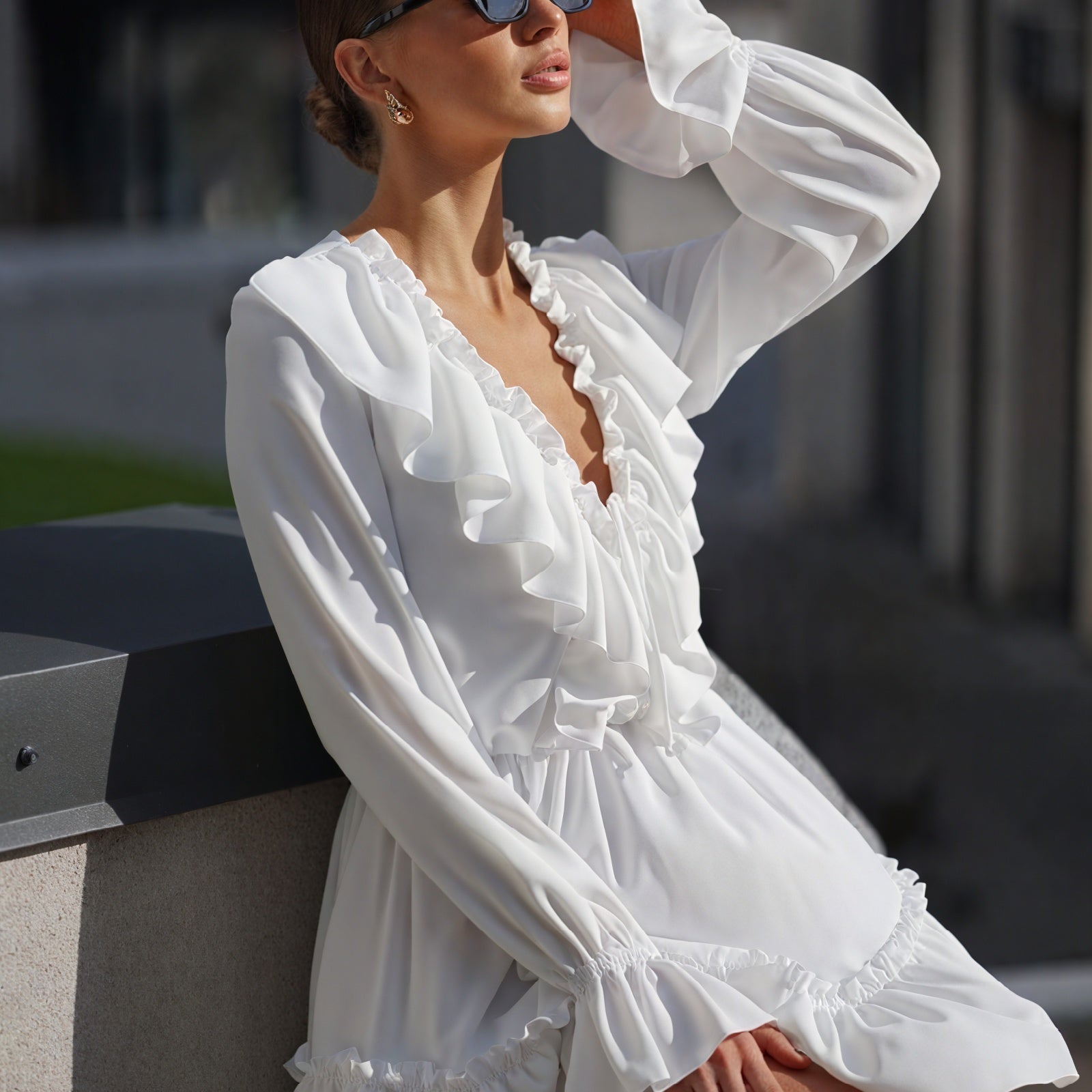 Abito Mini con Volant Romantici