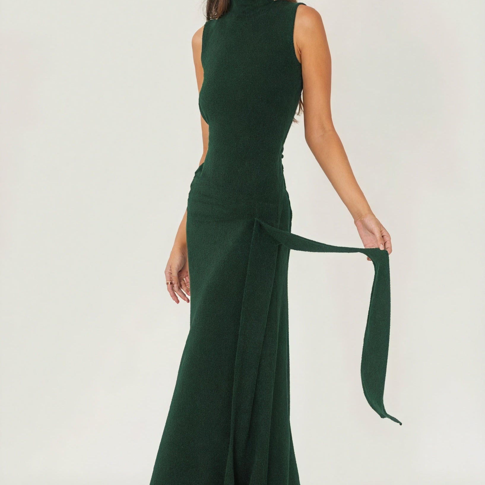 Abito Lungo con Drappeggio Sofisticato