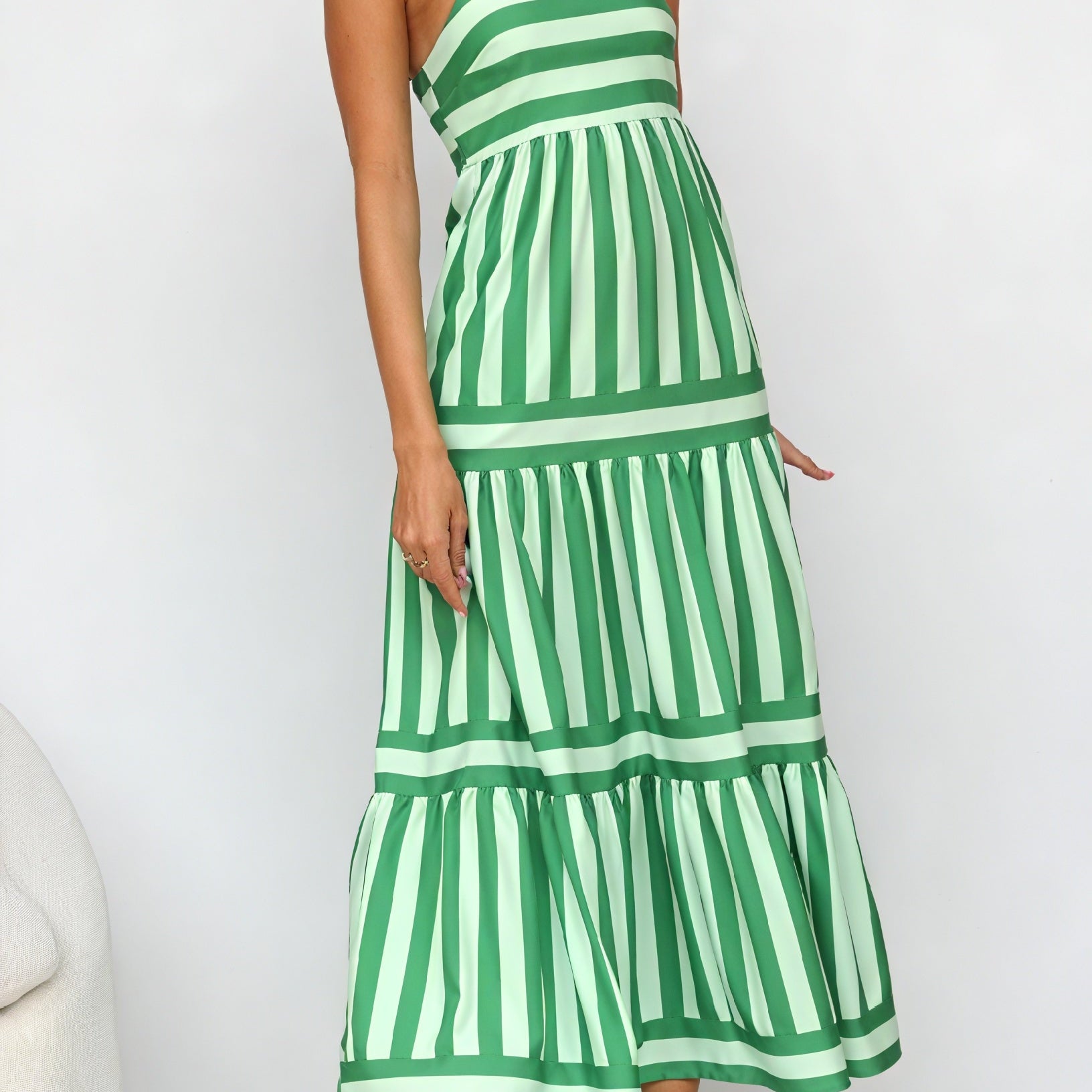 Abito Maxi a Righe con Bretelle Sottili