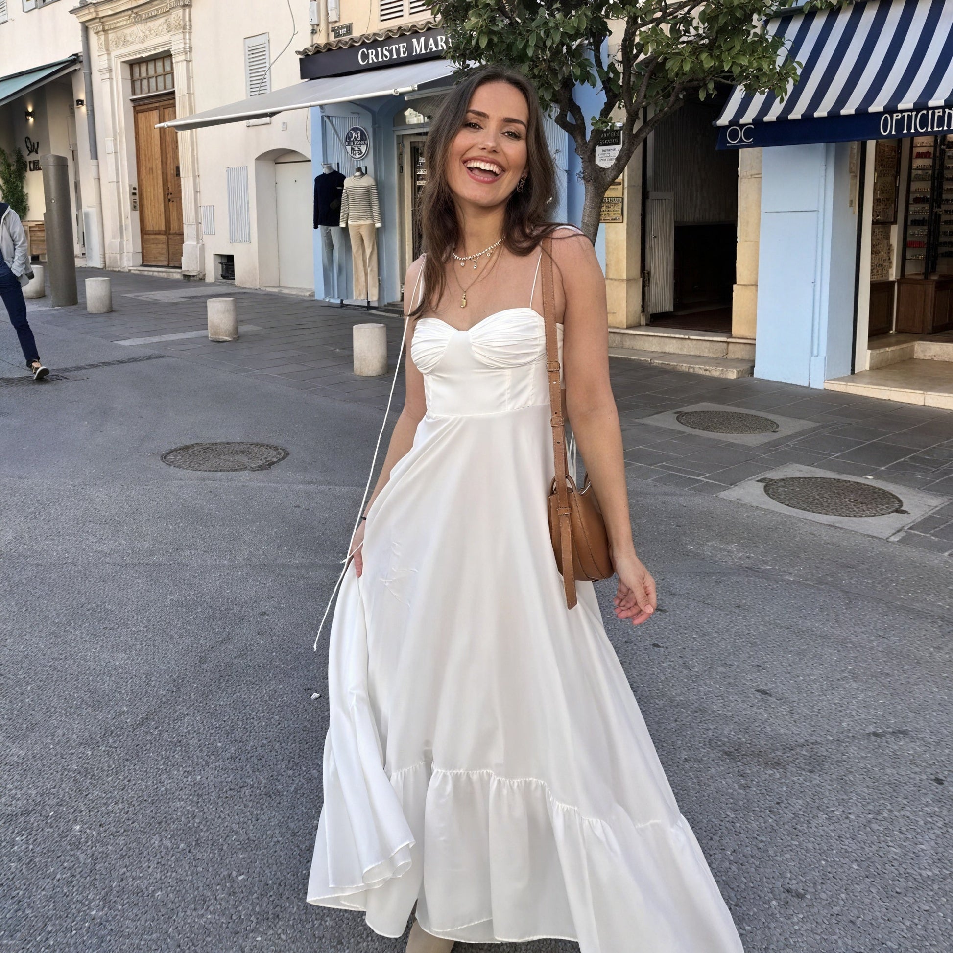 Abito Bianco Bustier – Gonna a Balze Fluida