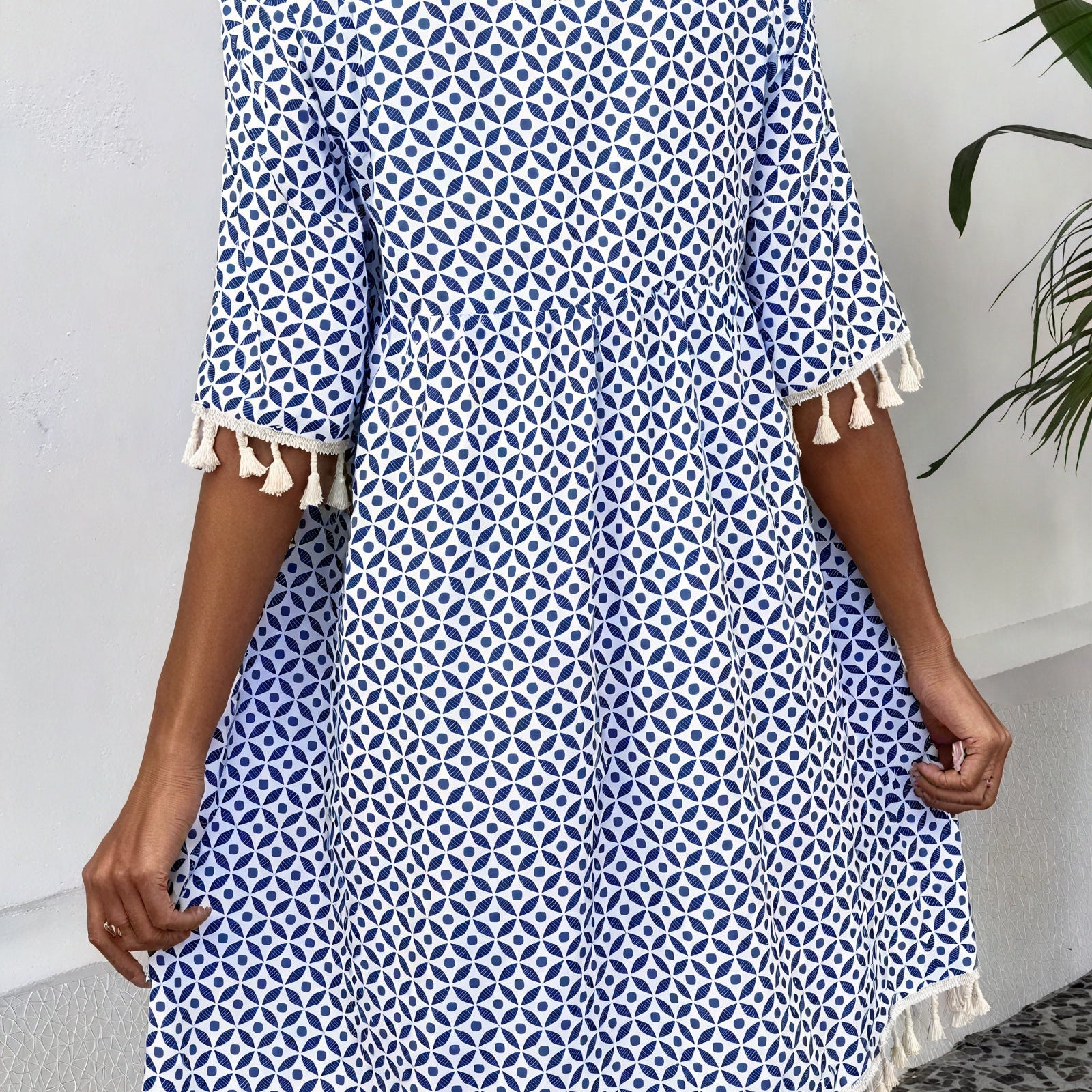 Abito Estivo Geometrie Blu – Nappe e Maniche Corte