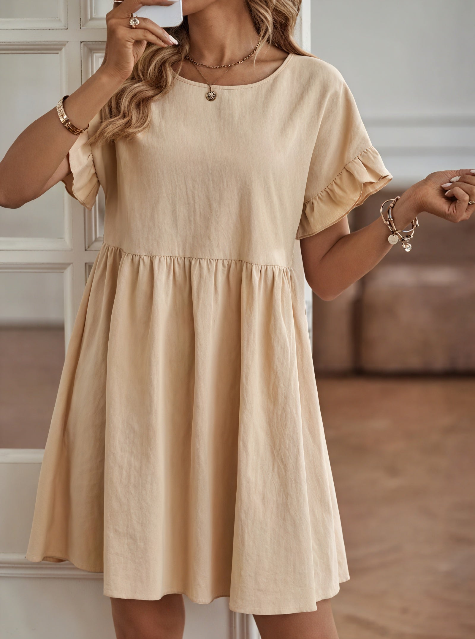 Abito Donna A-line con Maniche a Volant e Vita Arricciata