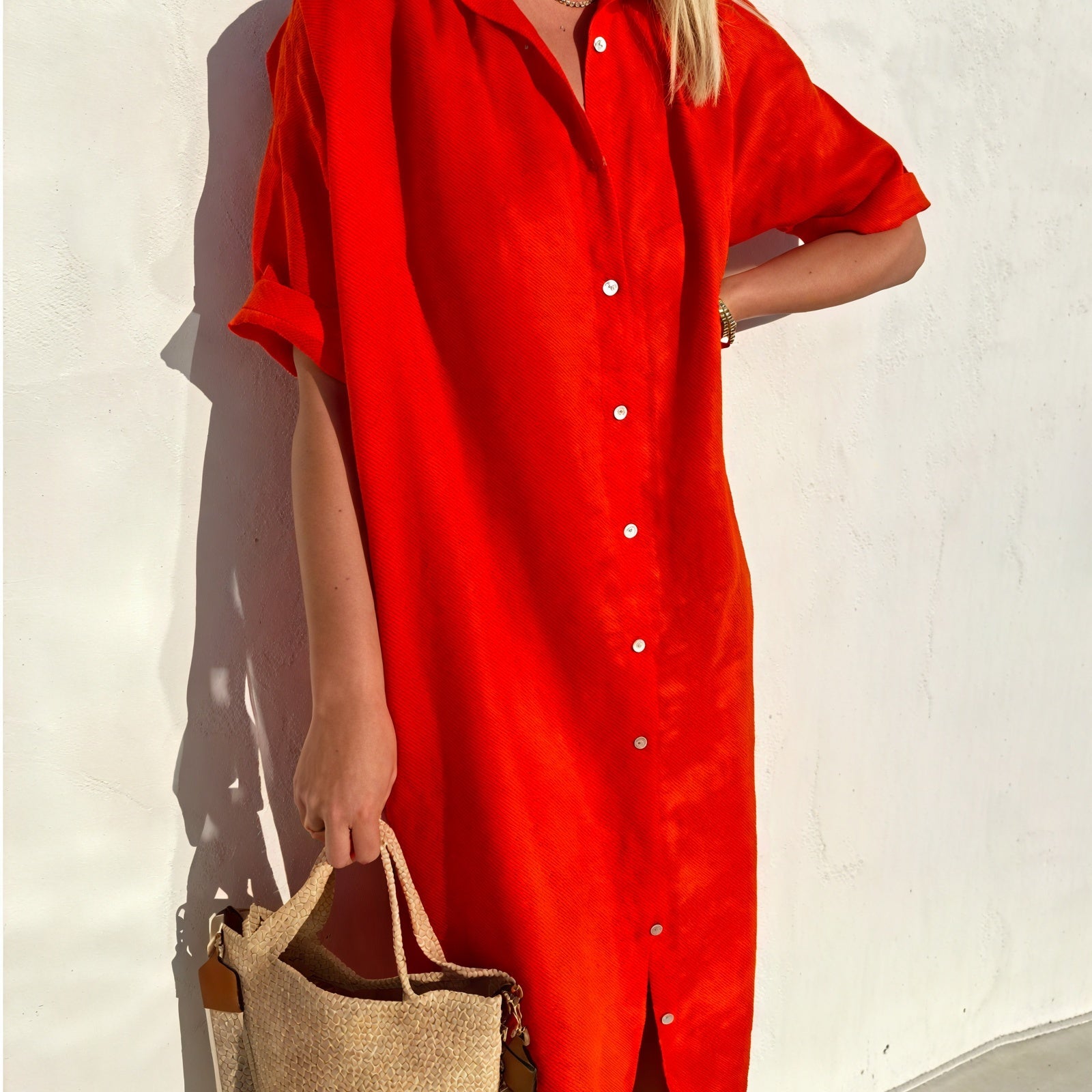 Capo Essenziale: Eleganza Disinvolta per Ogni Giorno