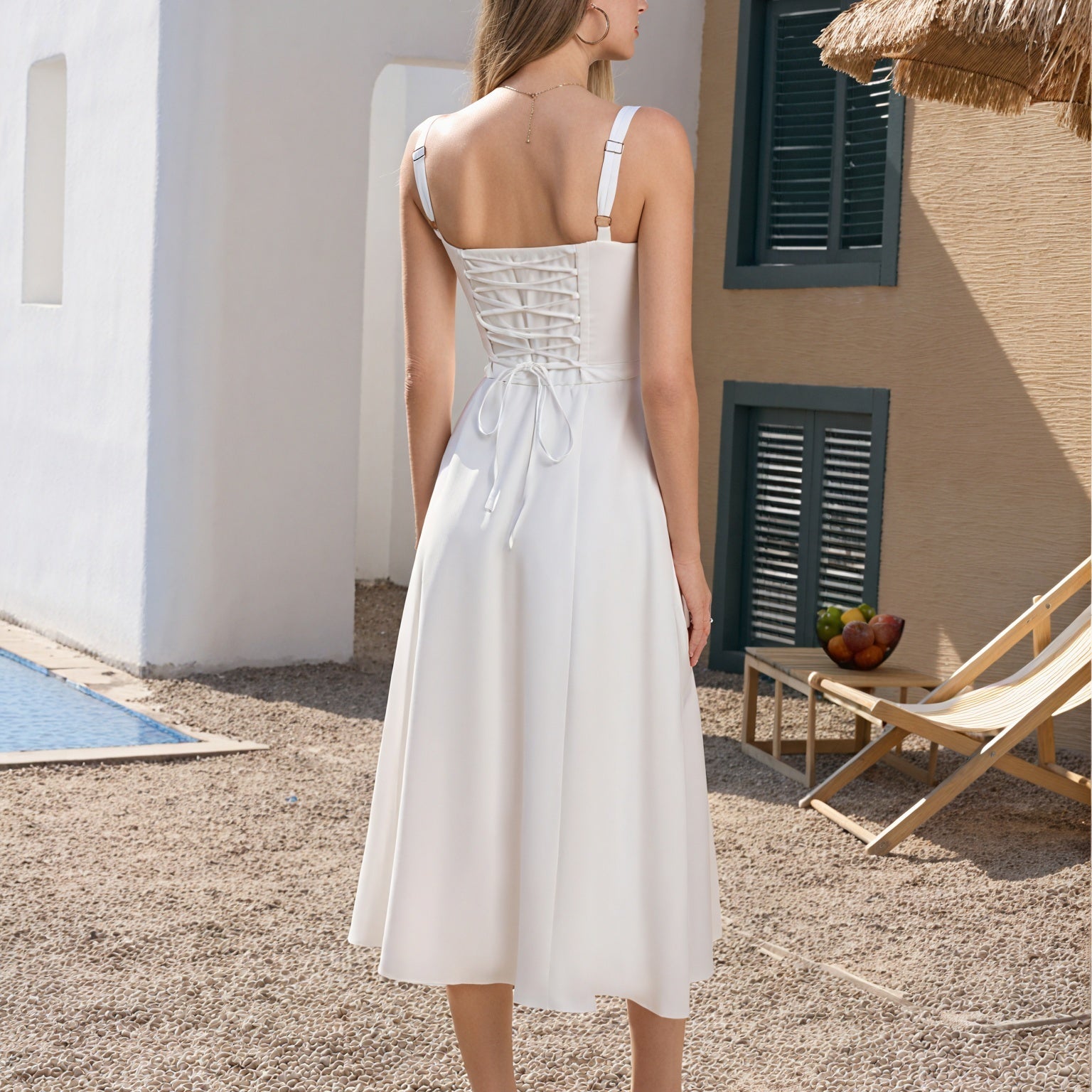 Midi con Nodo: Fascino Estivo Senza Tempo