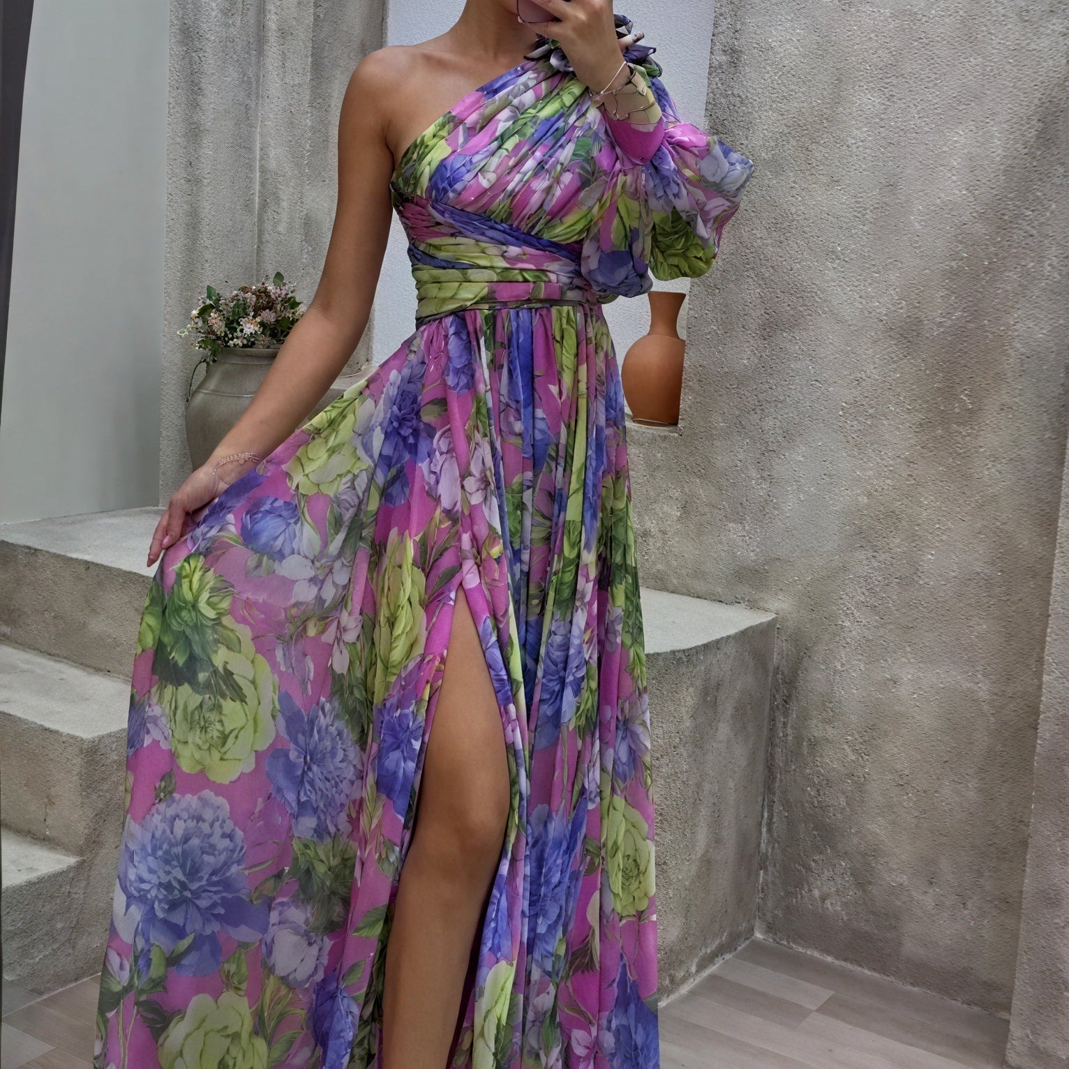 Abito Monospalla con Stampa Floreale e Spacco Elegante