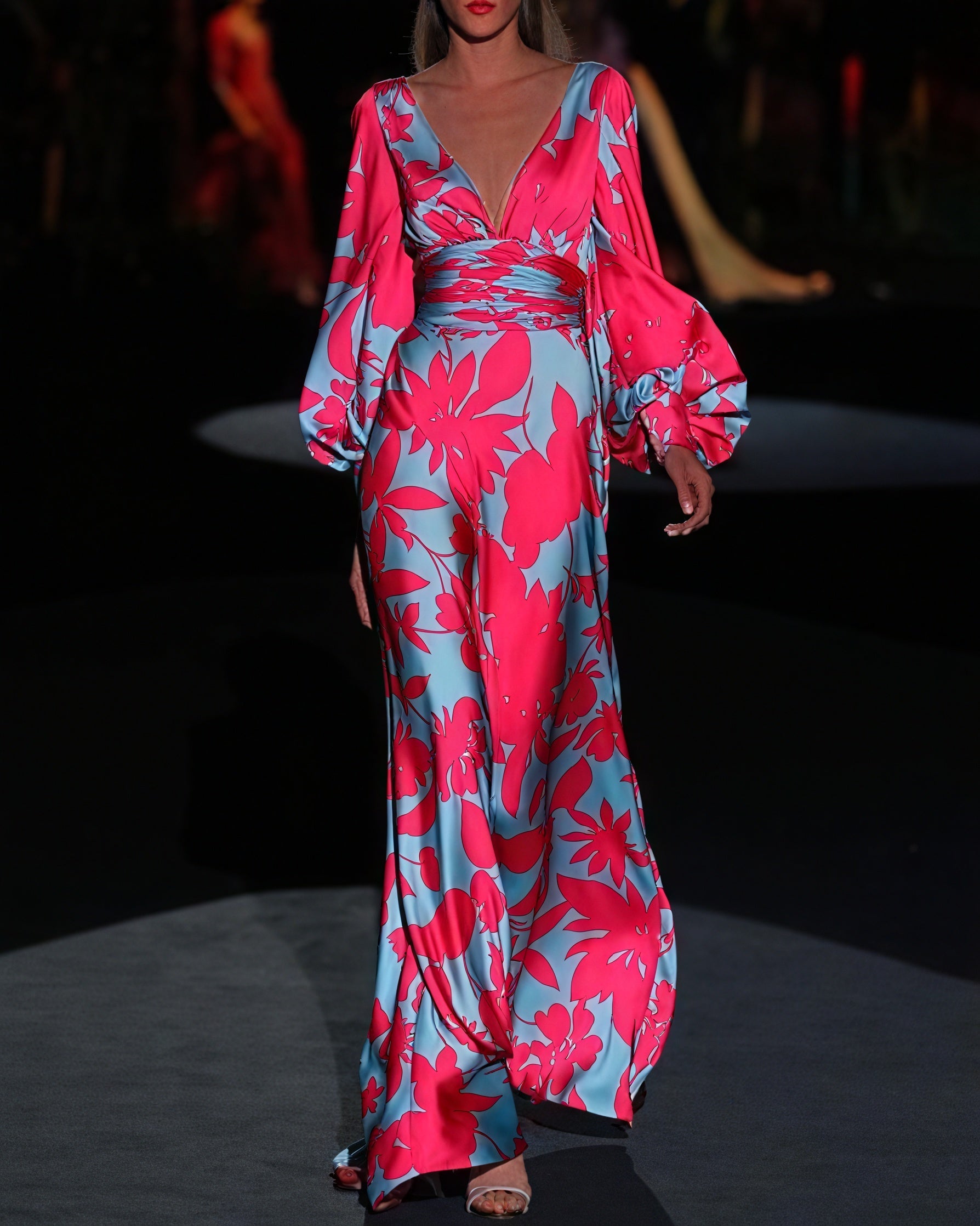 Abito Lungo: Eleganza e Femminilità Senza Tempo