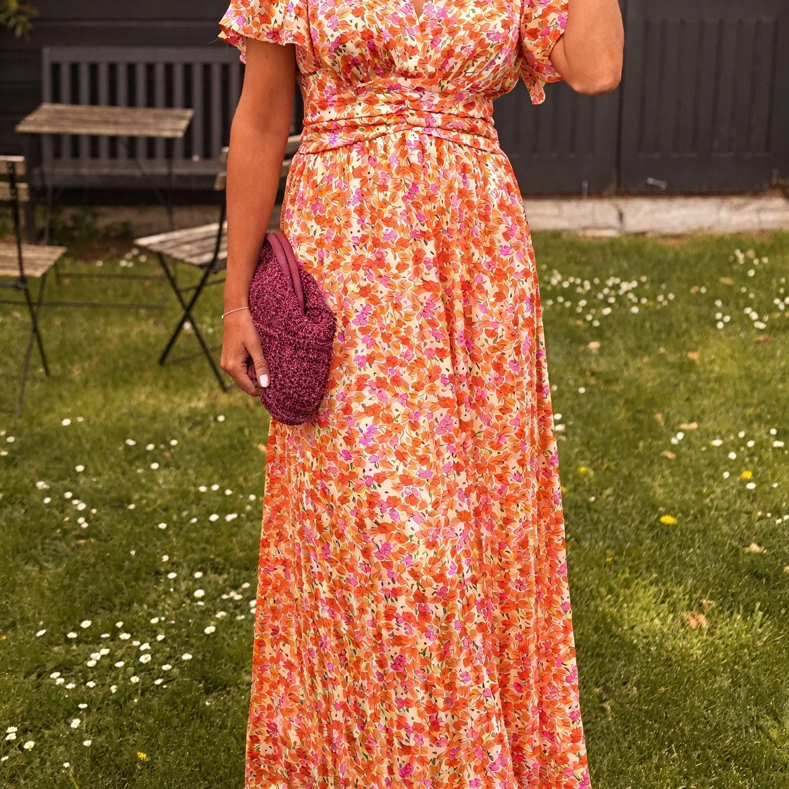 Abito Floreale Donna – Scollo a V e Gonna Plissé