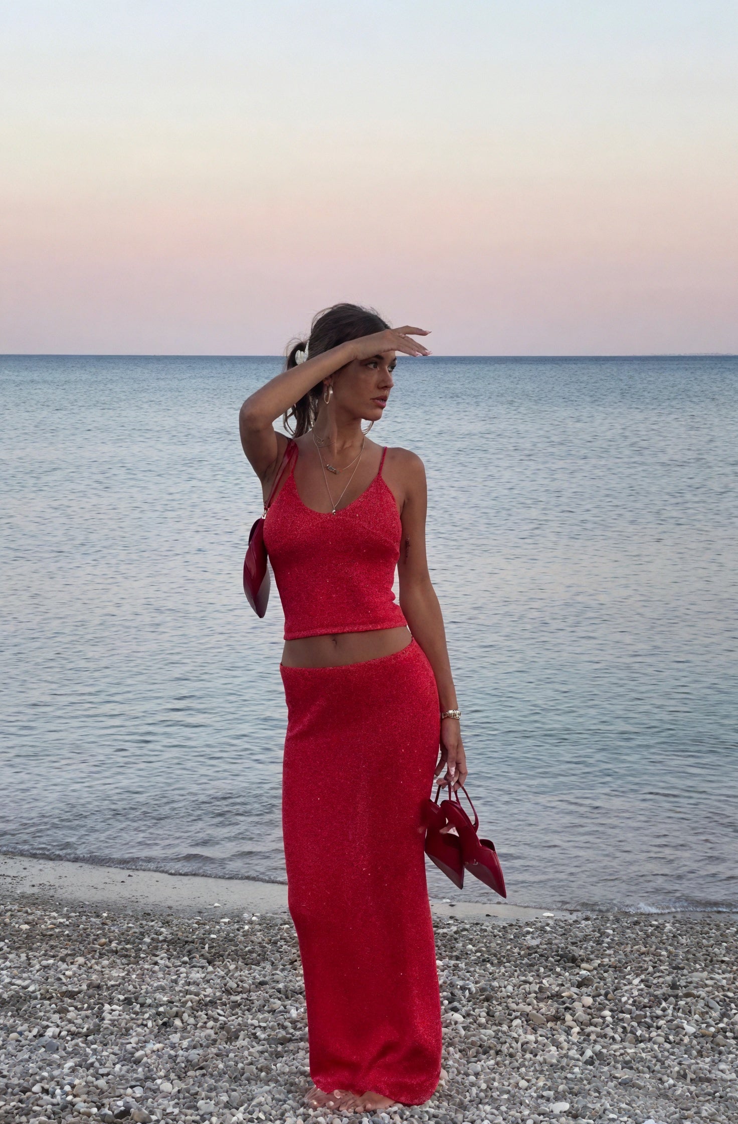 Set Due Pezzi Scintillante – Top Spalline e Maxi Gonna