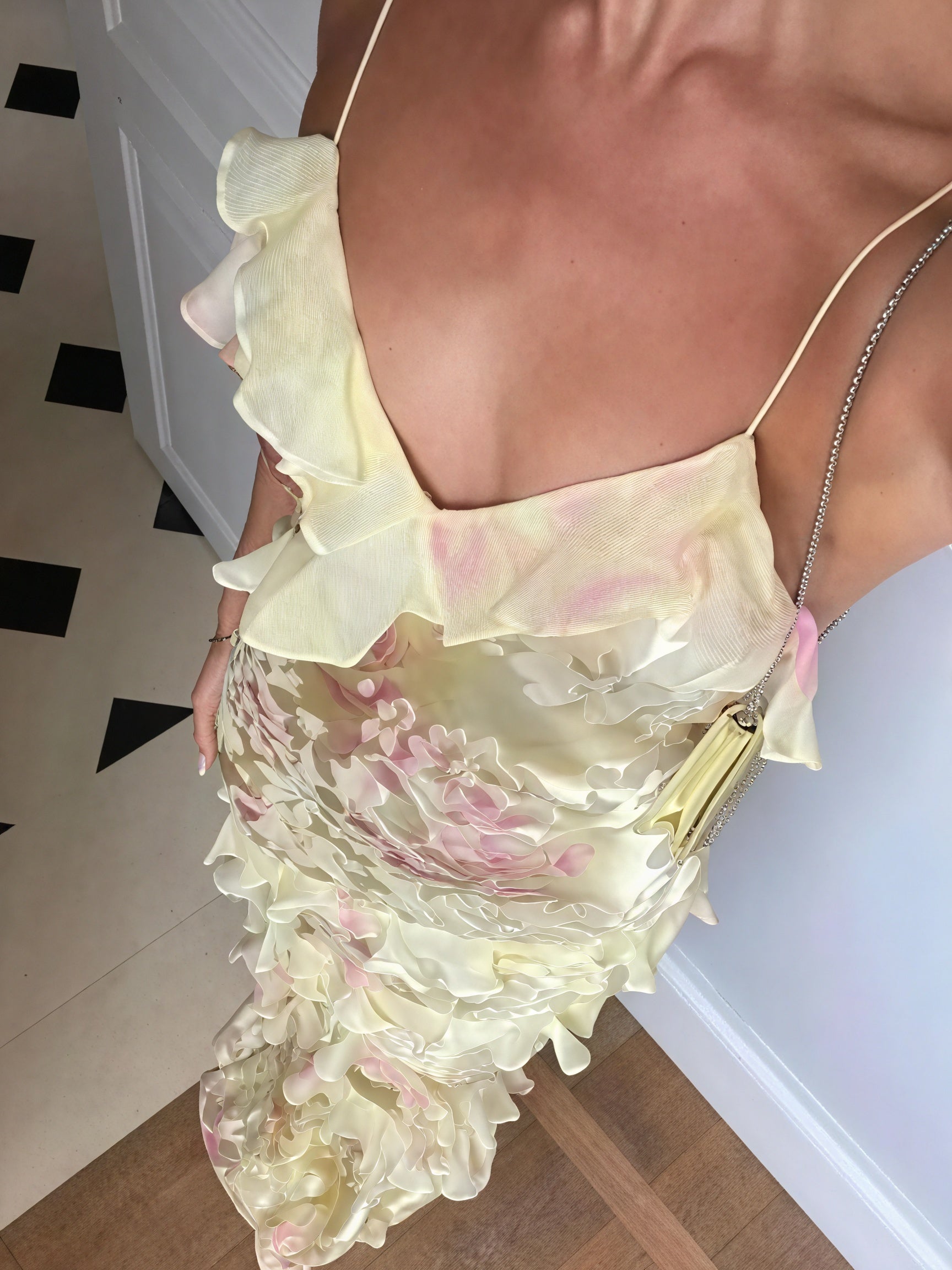 Abito Senza Maniche Floreale con Balze