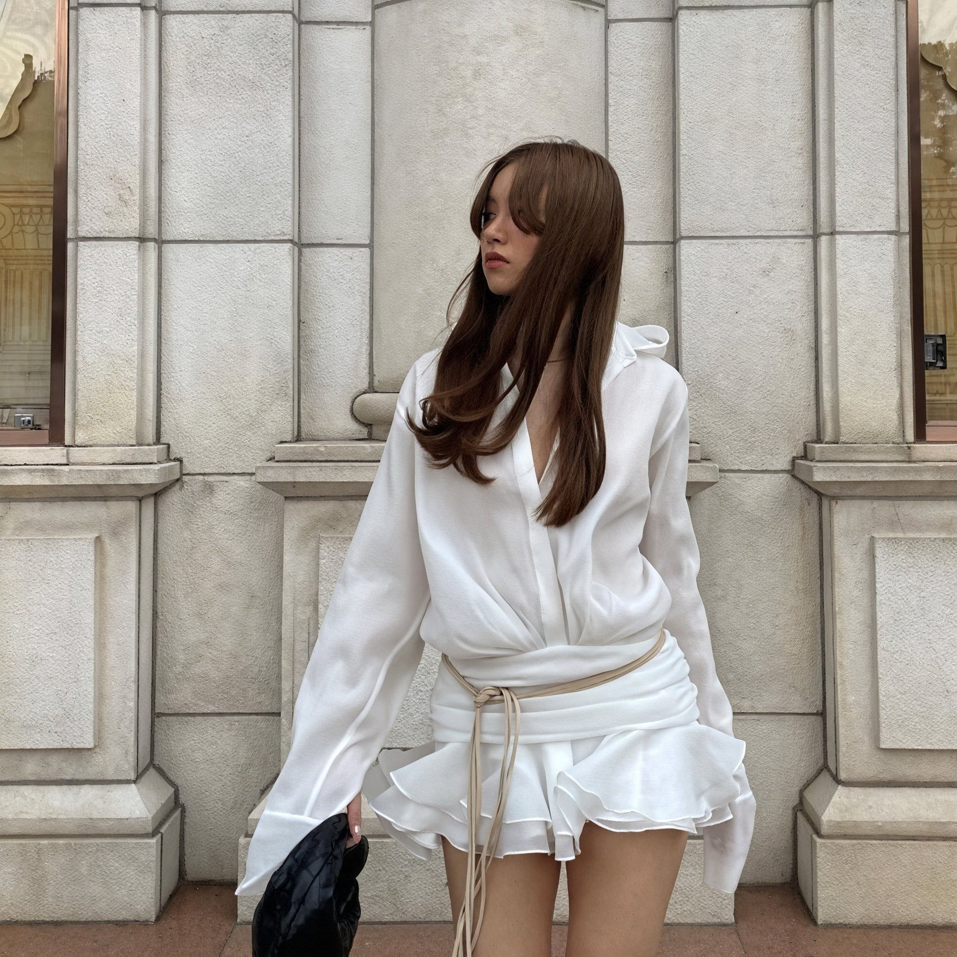 Abito Lungo Bianco – Bottoni e Maniche Lunghe