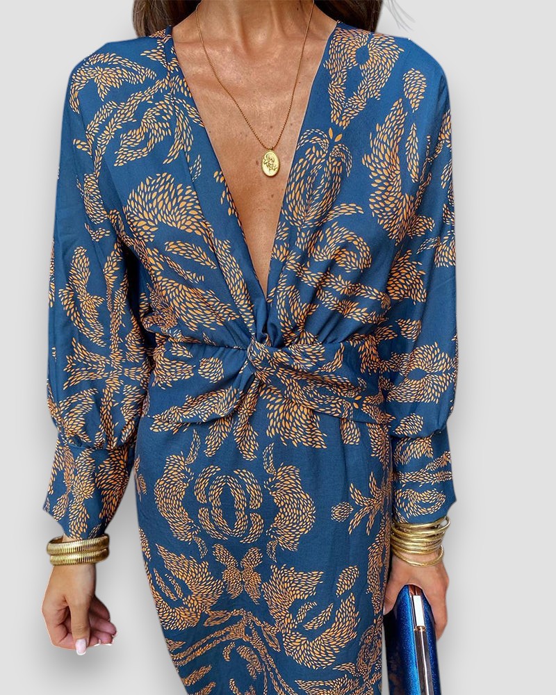 Abito Lungo Stampato – Scollo a V e Nodo in Vita