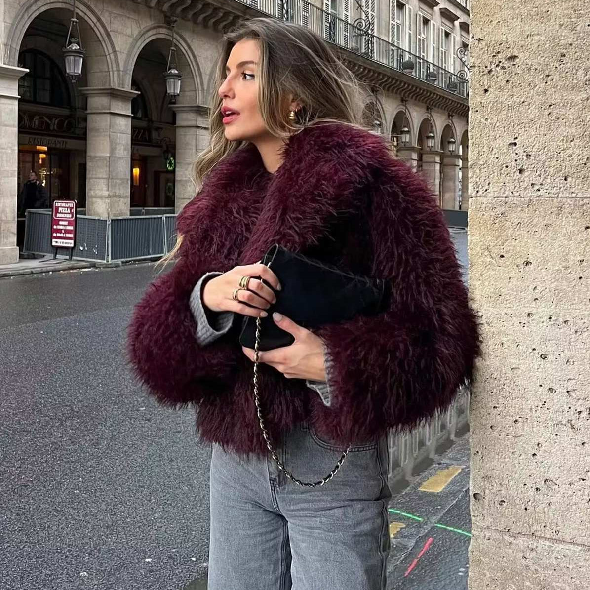 Noemi | Giacca corta e morbida con revers classico