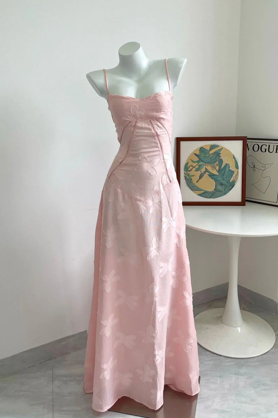 Abito Lungo: Eleganza Senza Tempo per Occasioni Speciali