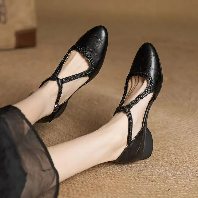 Dolce Viva™ | Sandali con cinturino a T Bevora