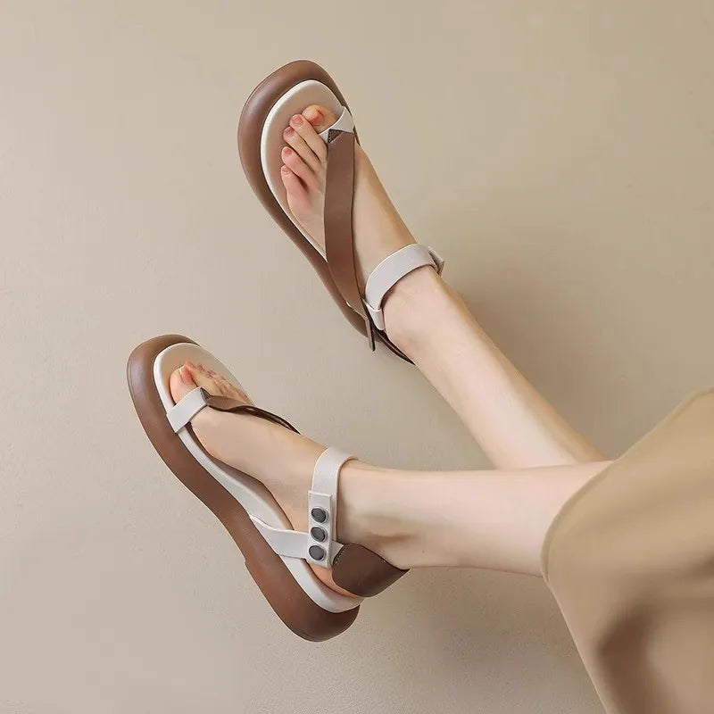 Dolce Viva™ | Sandali piatti Loraine